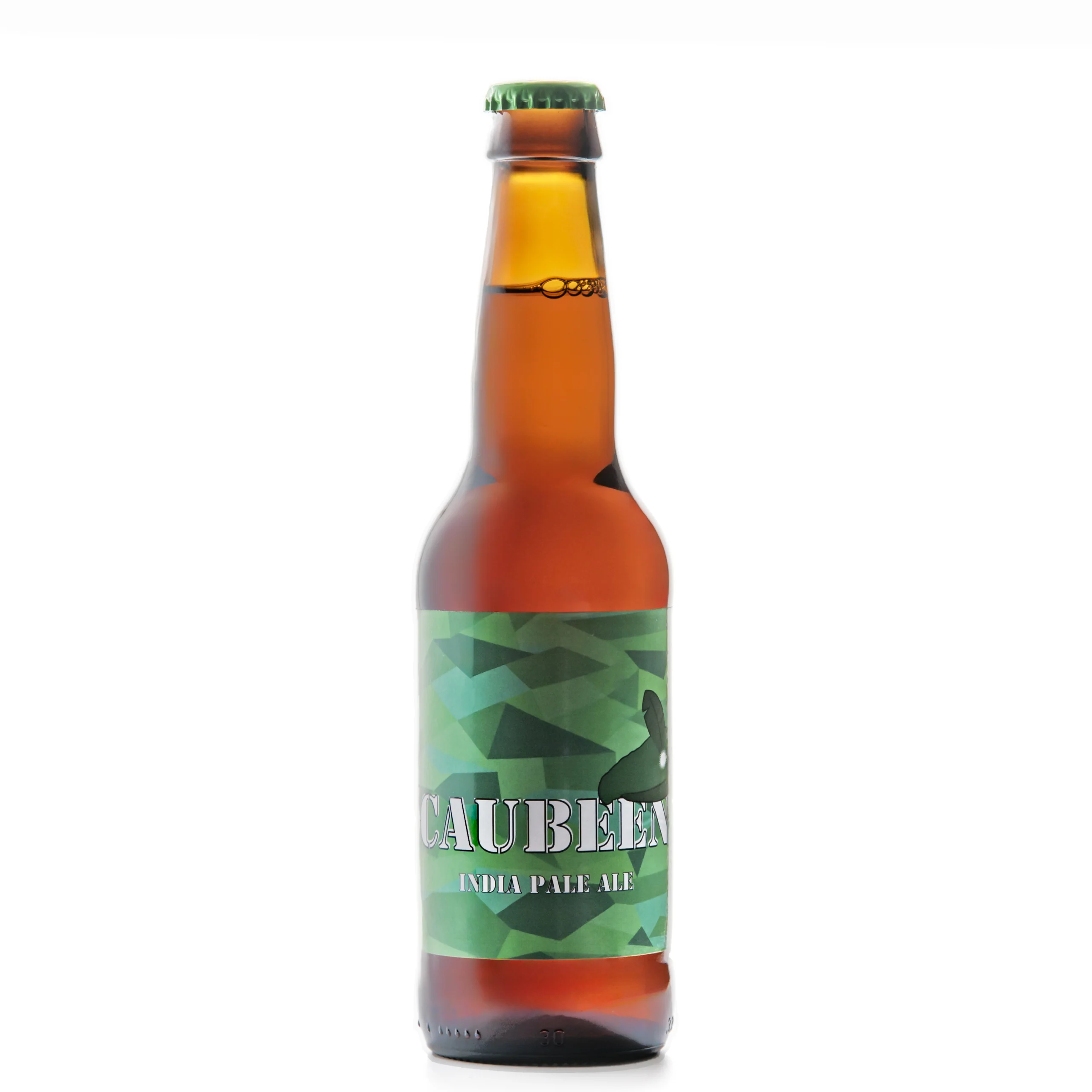 Caubeen 1 "La Caubeen és una cervesa aromàtica i intensament afruitada. Una IPA clàssica per a paladars delicats que aporta els aromes i amargor de les cerveses d’aquest estil sense perdre la delicadesa pròpia dels productes elaborats amb calma."